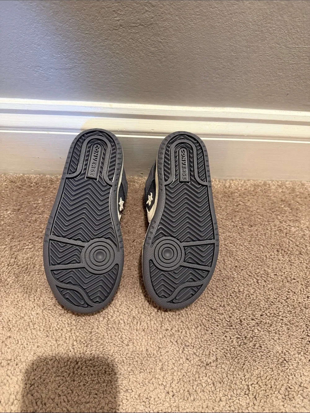 NWOT Converse Kids Velcro Sneakers